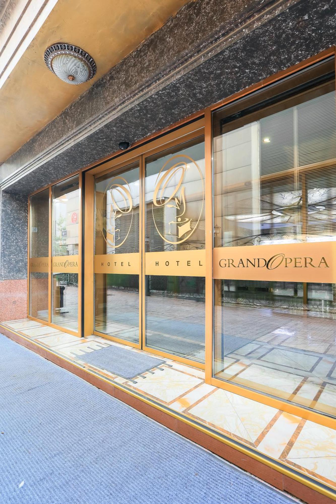 Grand Opera Hotel Almaty Exterior foto