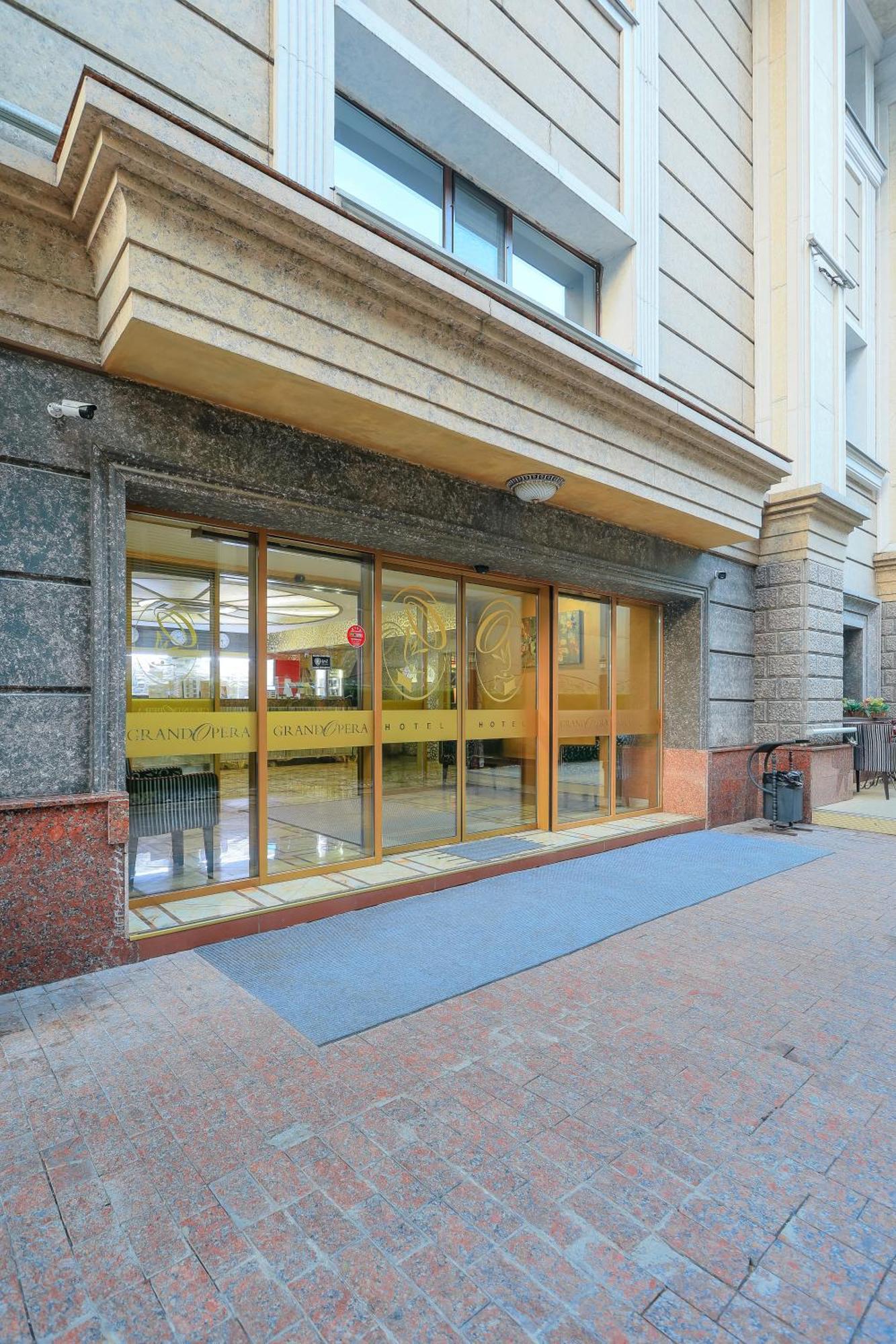 Grand Opera Hotel Almaty Exterior foto